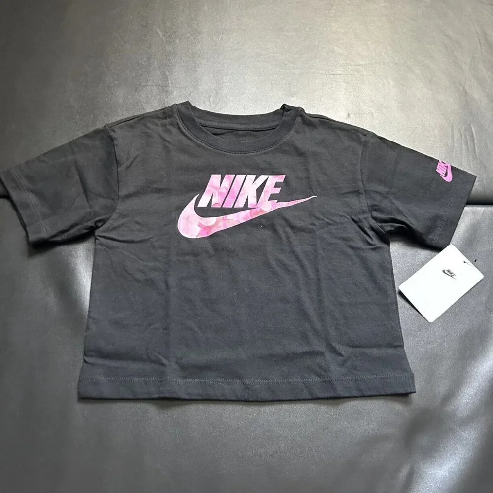 NWT Nike Athletic Set Girls Size 5